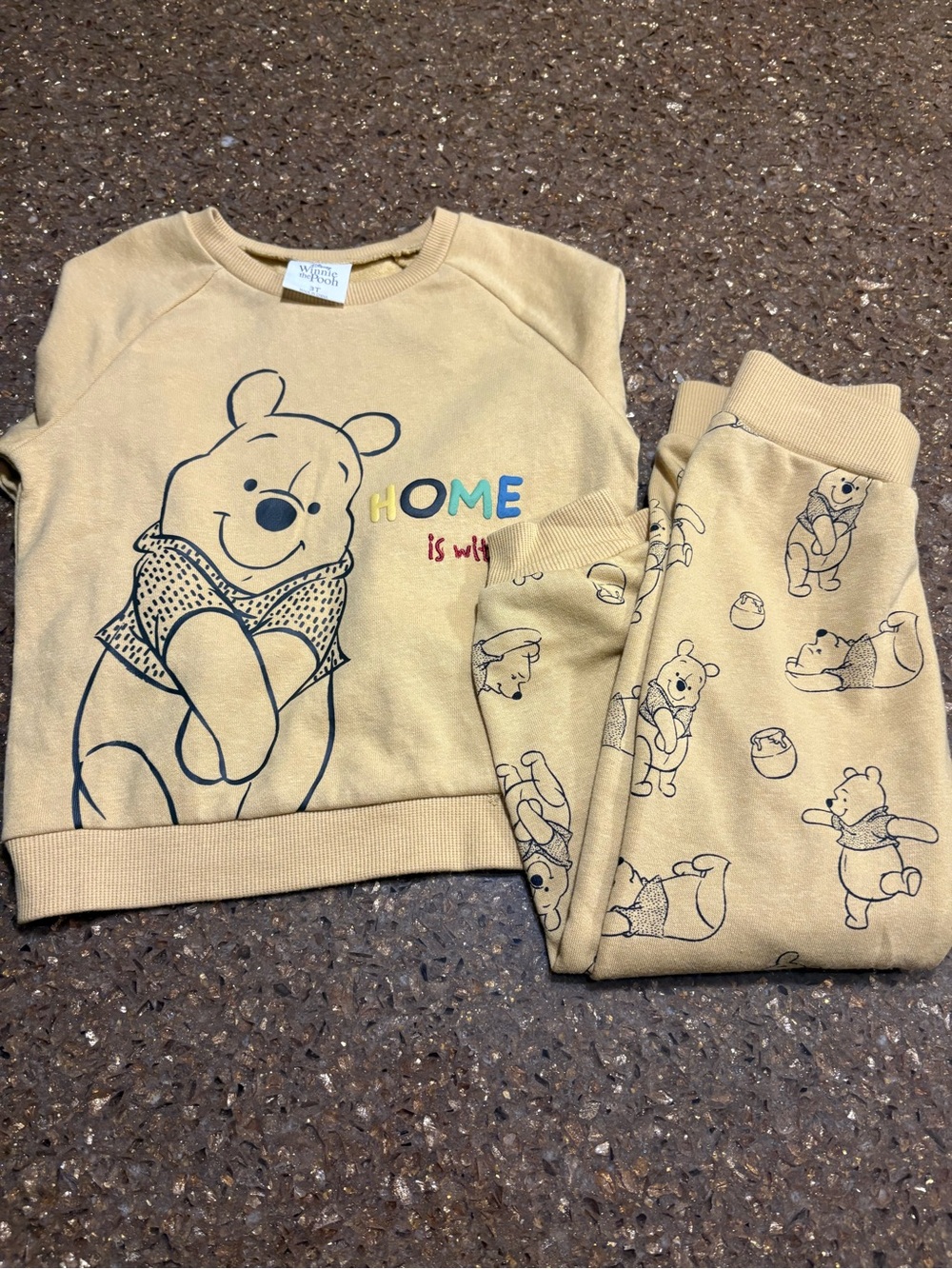 Disney Kids Matching Set Winnie the Pooh Mustard Yellow Sweatshirt & Pants
